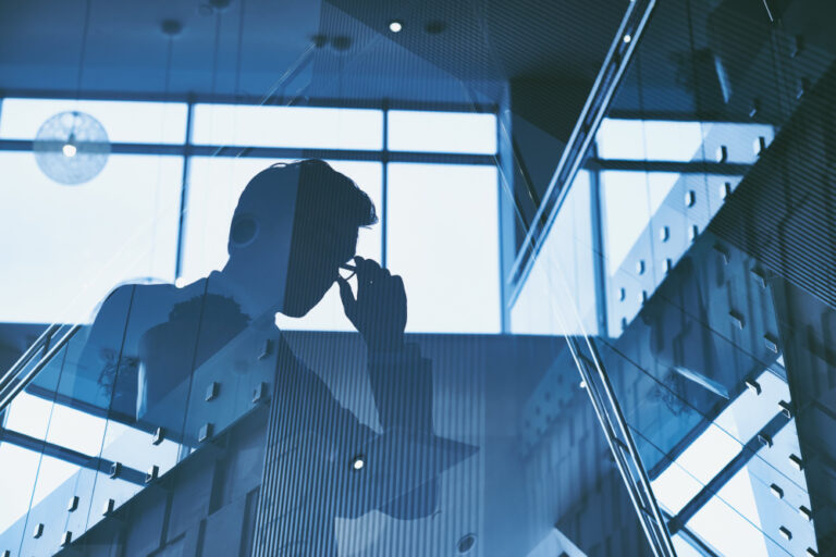 Comment gérer une crise de réputation liée à un dirigeant controversé ?