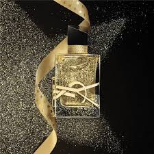 Parfum Yves Saint Laurent : un style affirmé pour une personnalité unique