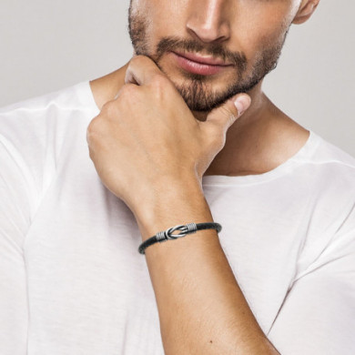 Bracelet homme : comment choisir le modèle parfait pour chaque occasion ?